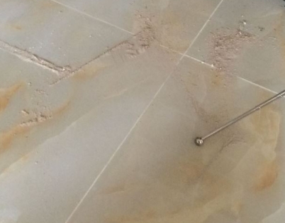 大竹瓷砖空鼓维修公司分享粘合剂选择不当在瓷砖铺贴过程中可能导致以下问题